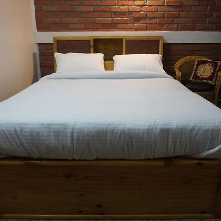 Dorsen Homestay シロン エクステリア 写真