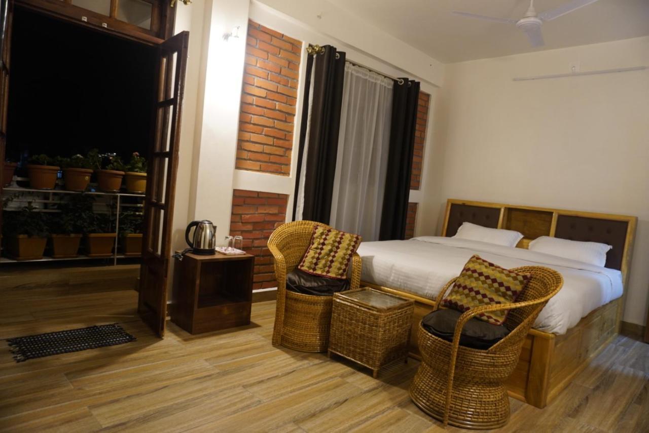 Dorsen Homestay シロン エクステリア 写真